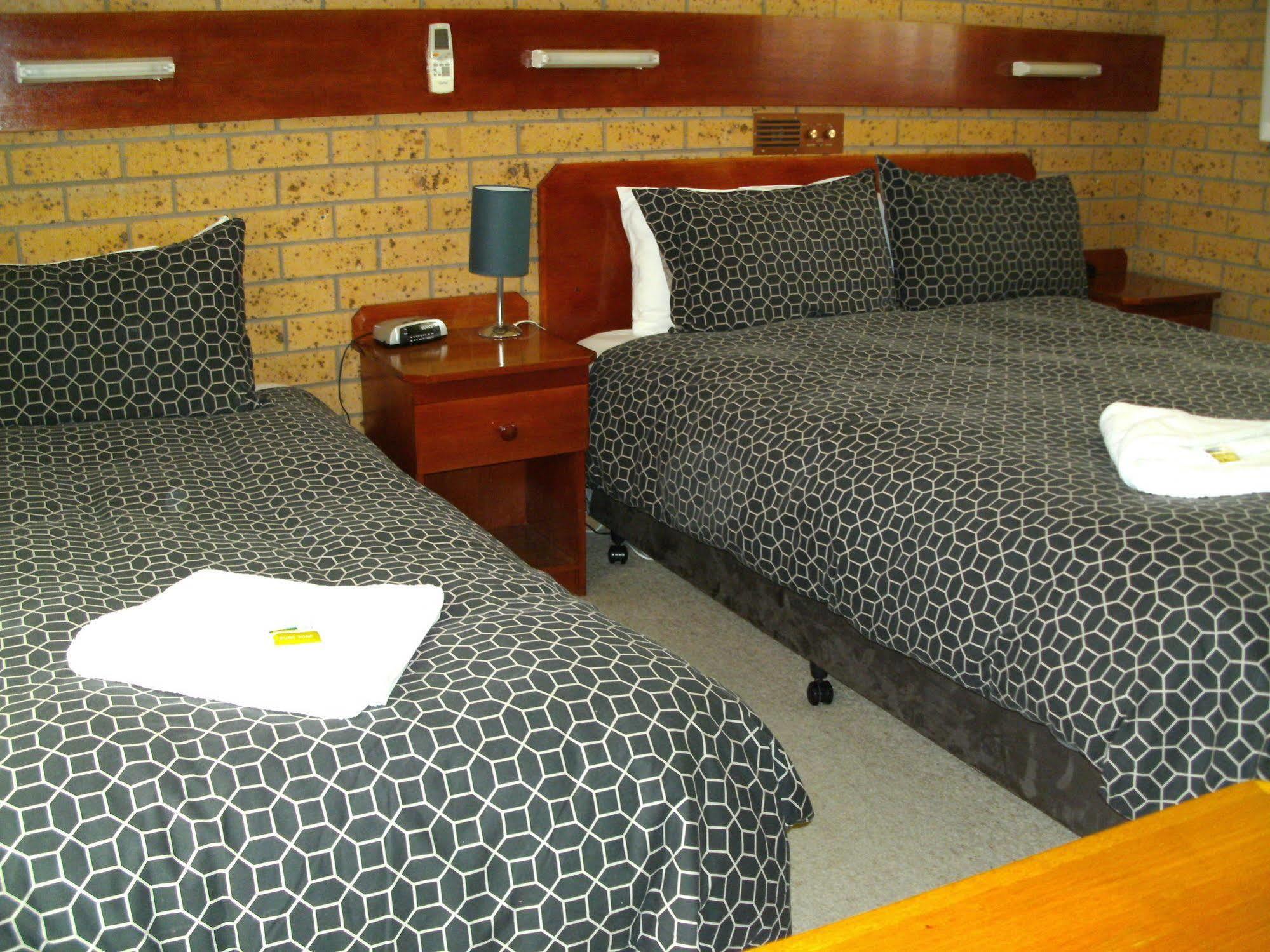 Colac Mid City Motor Inn Dış mekan fotoğraf