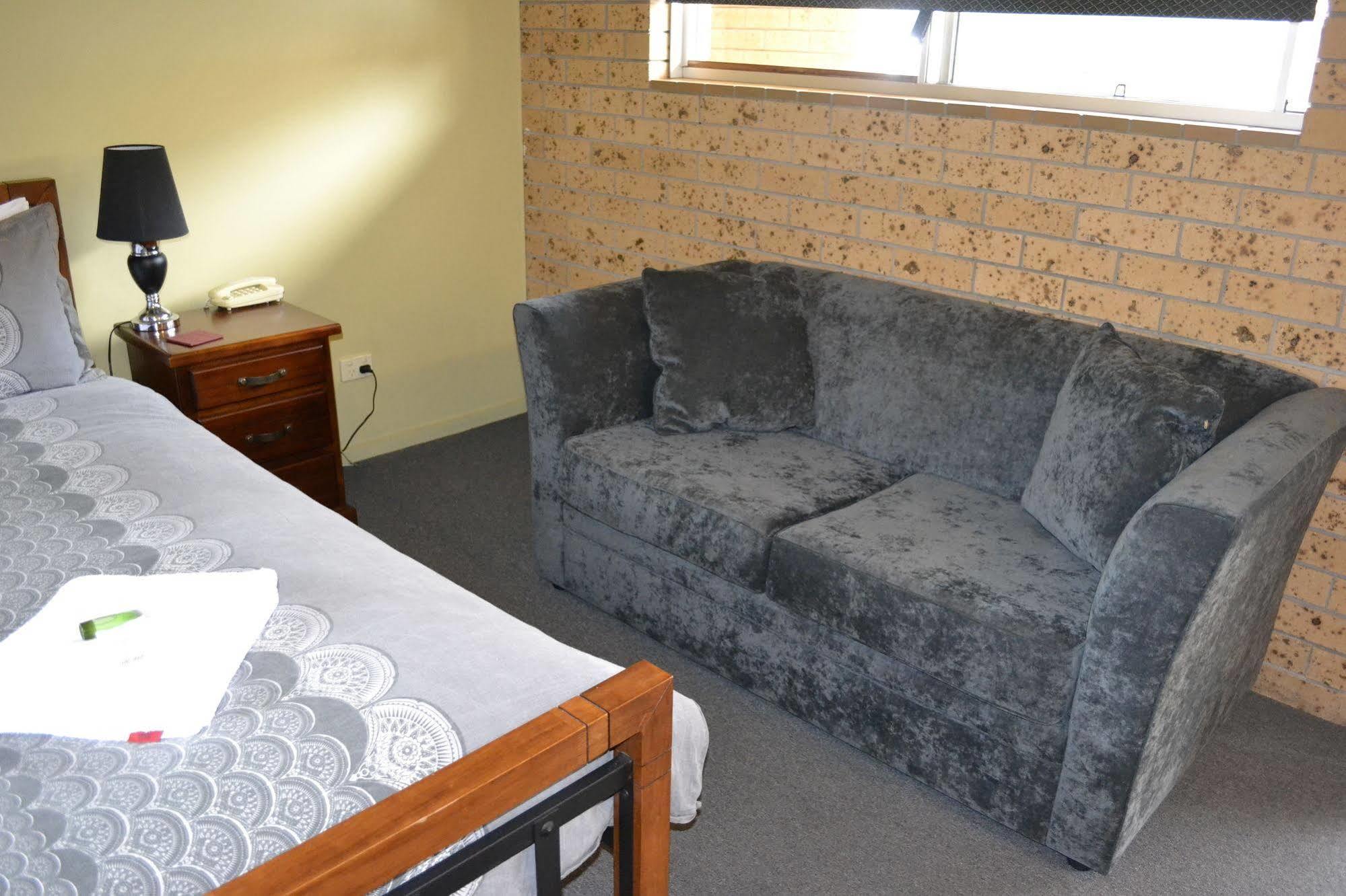 Colac Mid City Motor Inn Dış mekan fotoğraf