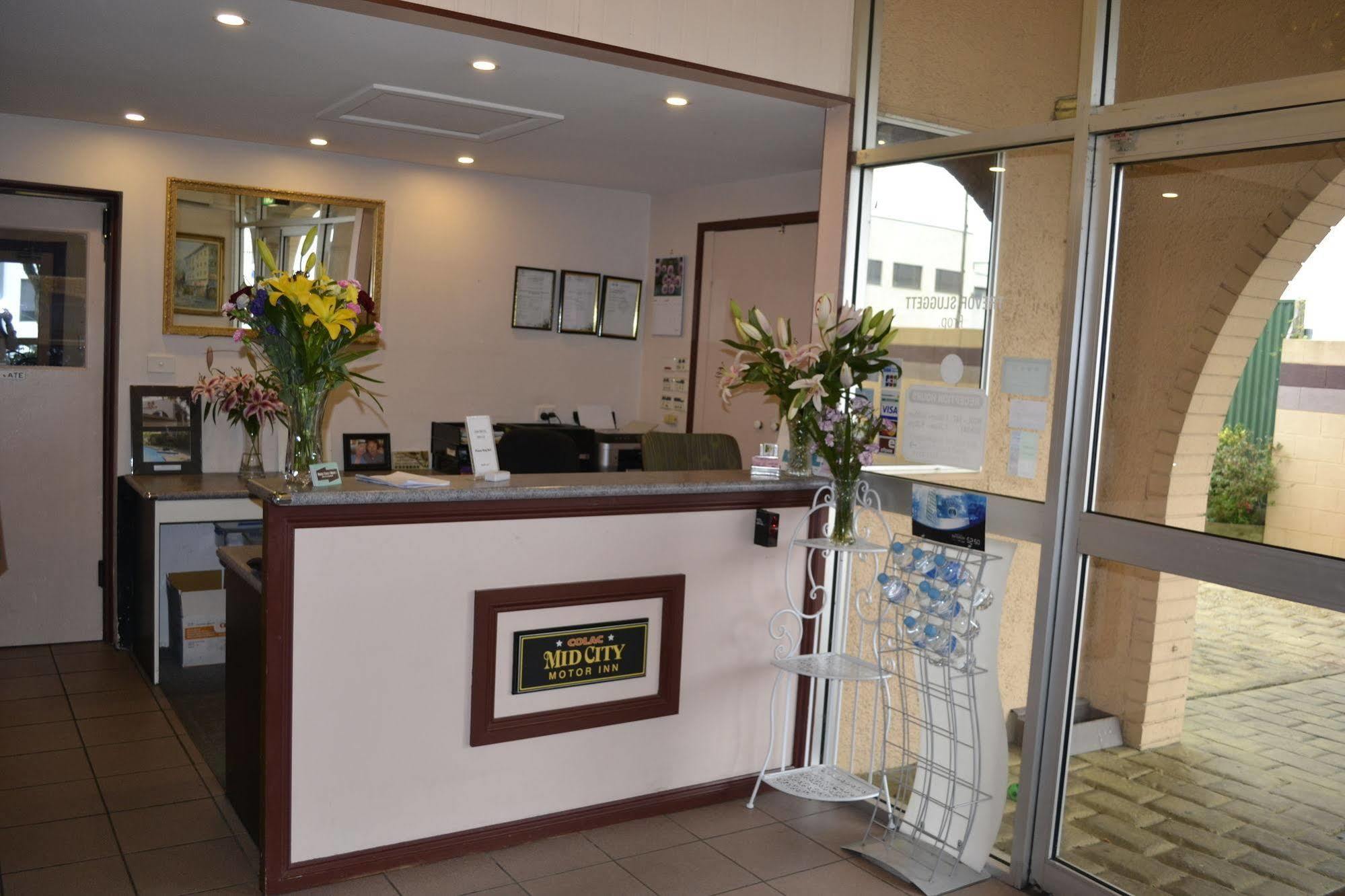 Colac Mid City Motor Inn Dış mekan fotoğraf