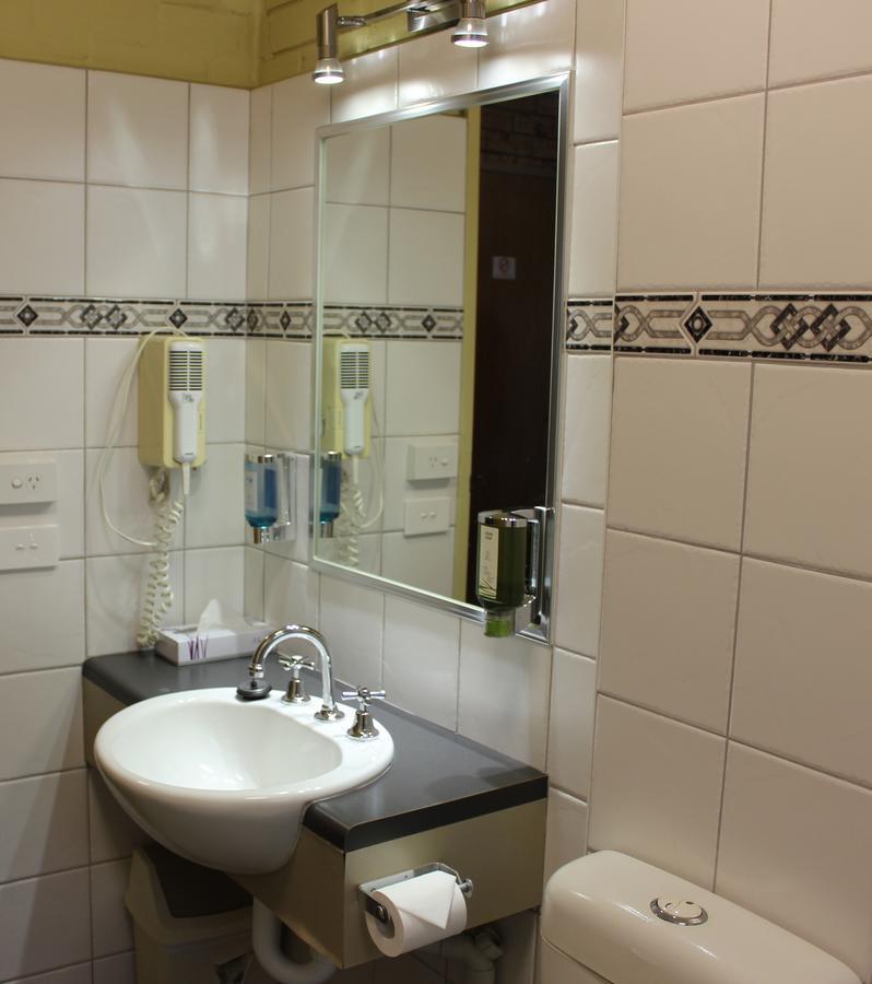 Colac Mid City Motor Inn Dış mekan fotoğraf